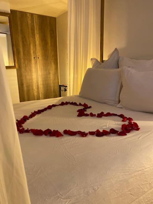 Guest House Privee Ezanville Bagian luar foto