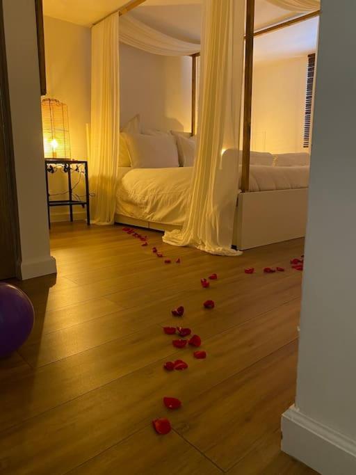 Guest House Privee Ezanville Bagian luar foto